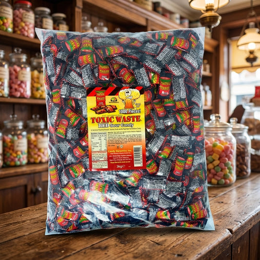 Toxic Waste Red 3kg - illustrative lifestyle shot position 2