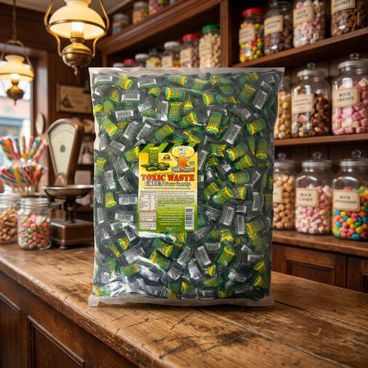 Toxic Waste Green 3kg - illustrative lifestyle shot position 2