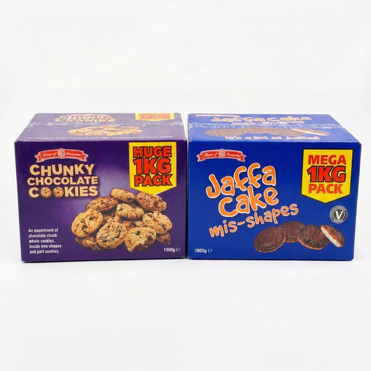 Close-up detail of House Of Lancaster Luxury Broken Chunky Cookies & Jaffa Cakes Mishapen 2kg confectionery